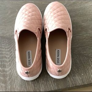 Blush Steve Madden loafers. NEW!